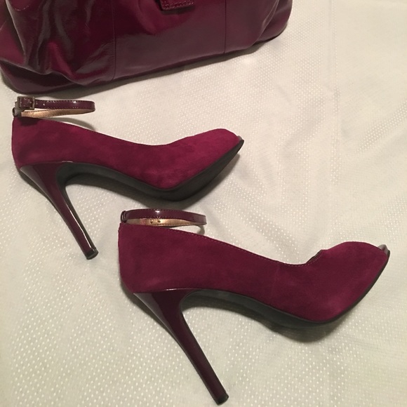 BCBG Women’s Shoes - Picture 6 of 7